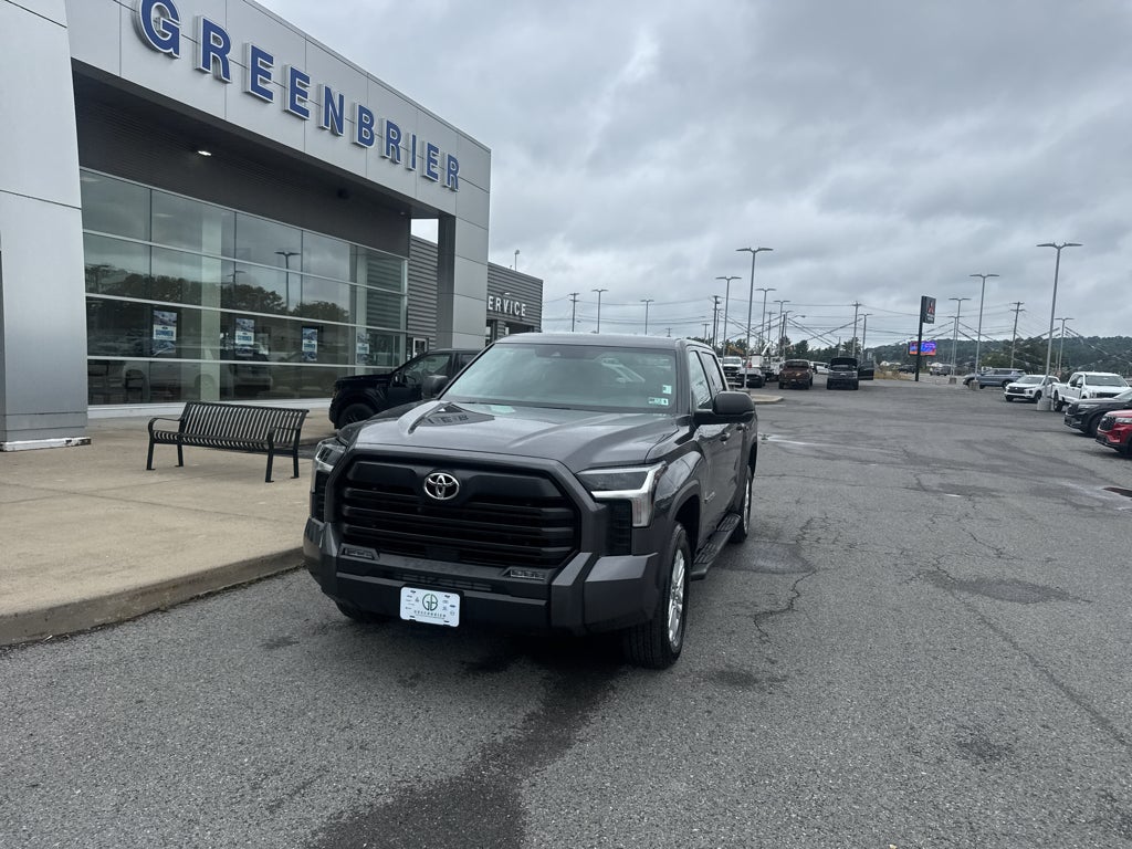 2025 Toyota Tundra SR5