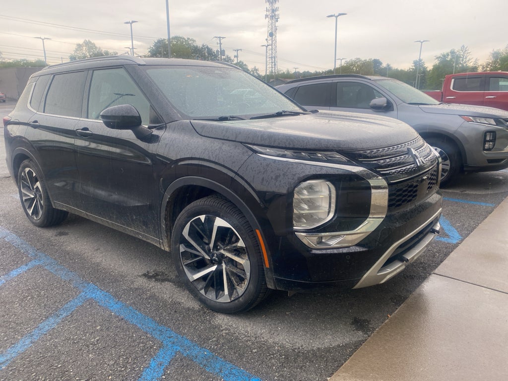 2022 Mitsubishi Outlander SEL