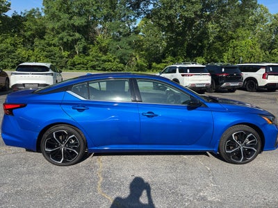 2025 Nissan Altima SR