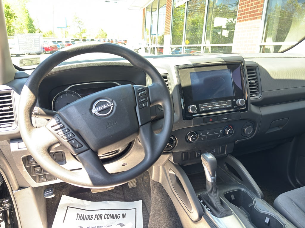 2022 Nissan Frontier S