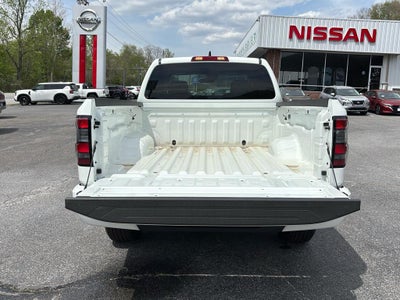 2025 Nissan Frontier SV