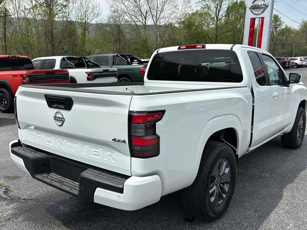2025 Nissan Frontier SV
