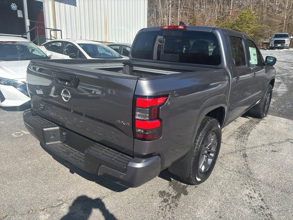 2025 Nissan Frontier SV