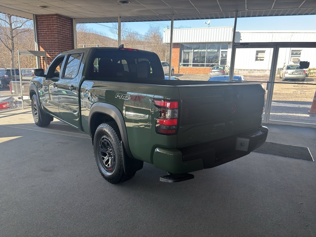 2025 Nissan Frontier SV