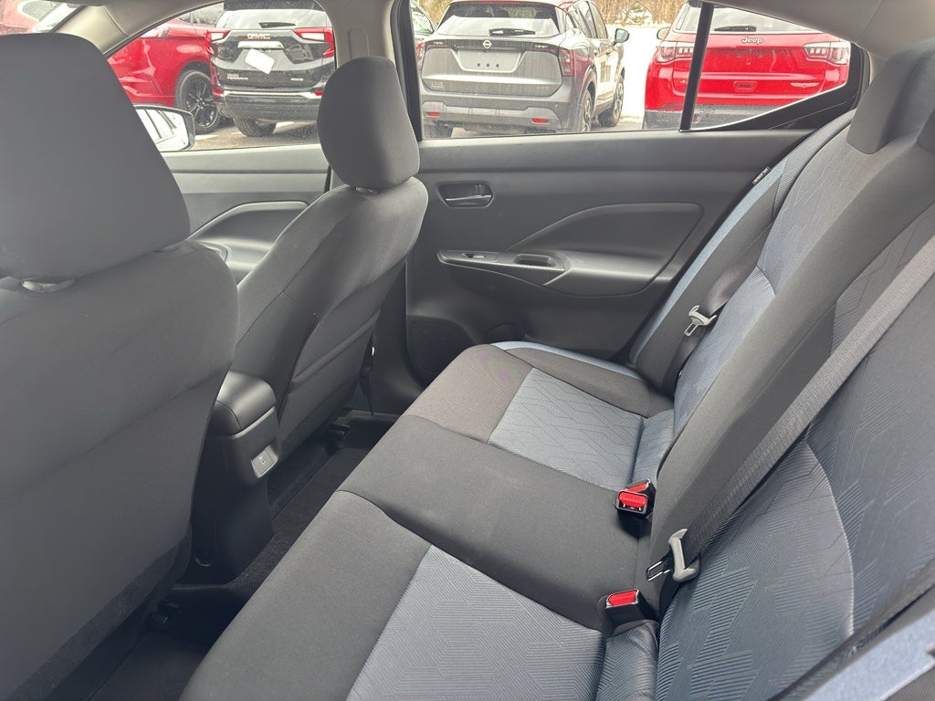 2025 Nissan Versa SV