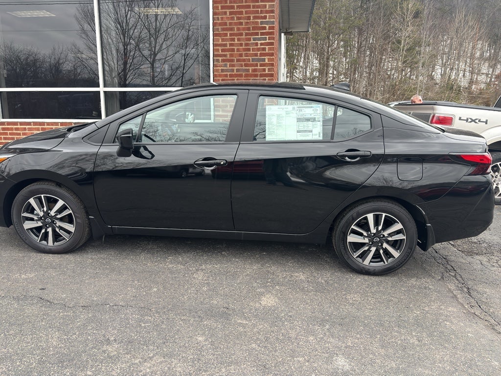 2025 Nissan Versa SV
