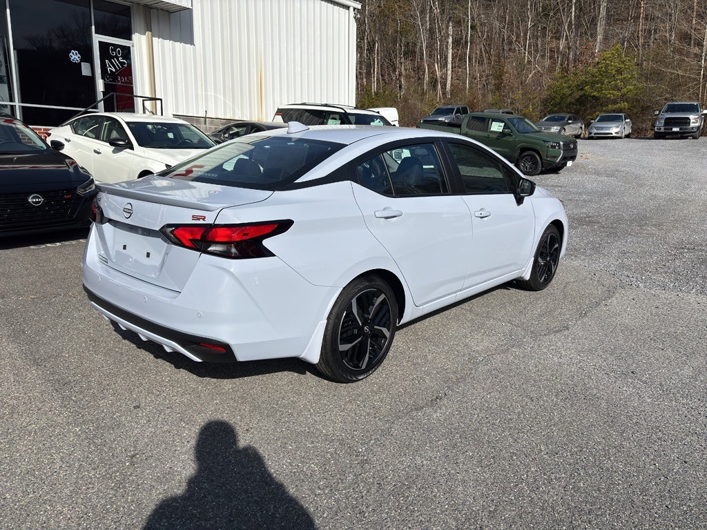2025 Nissan Versa SR