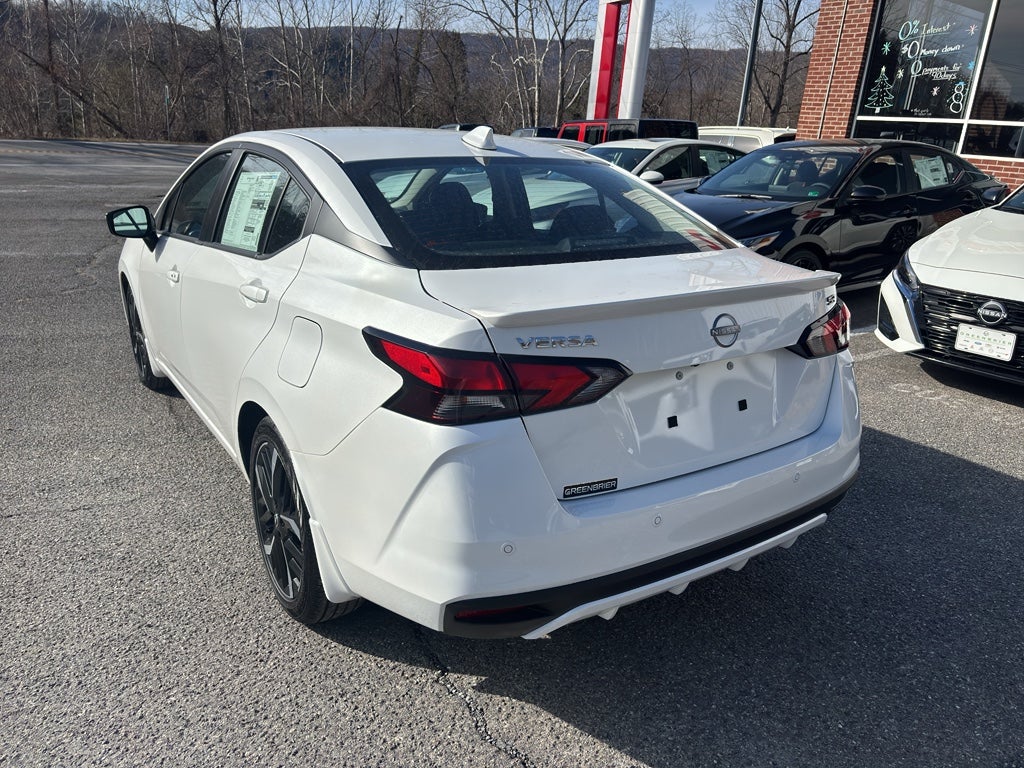 2025 Nissan Versa SR