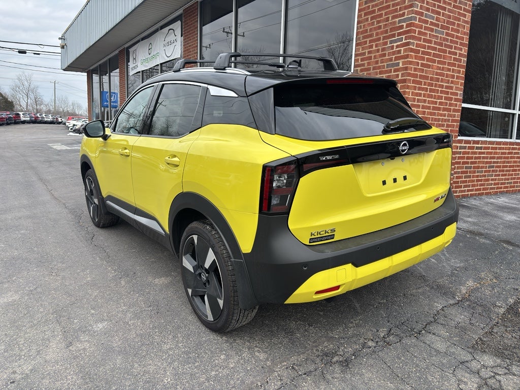 2026 Nissan Kicks SR