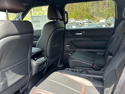 2025 Nissan Armada SL