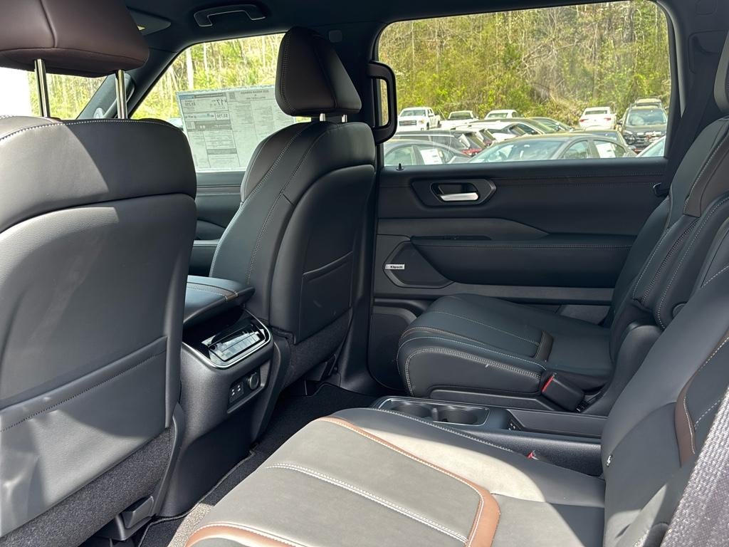 2025 Nissan Armada SL