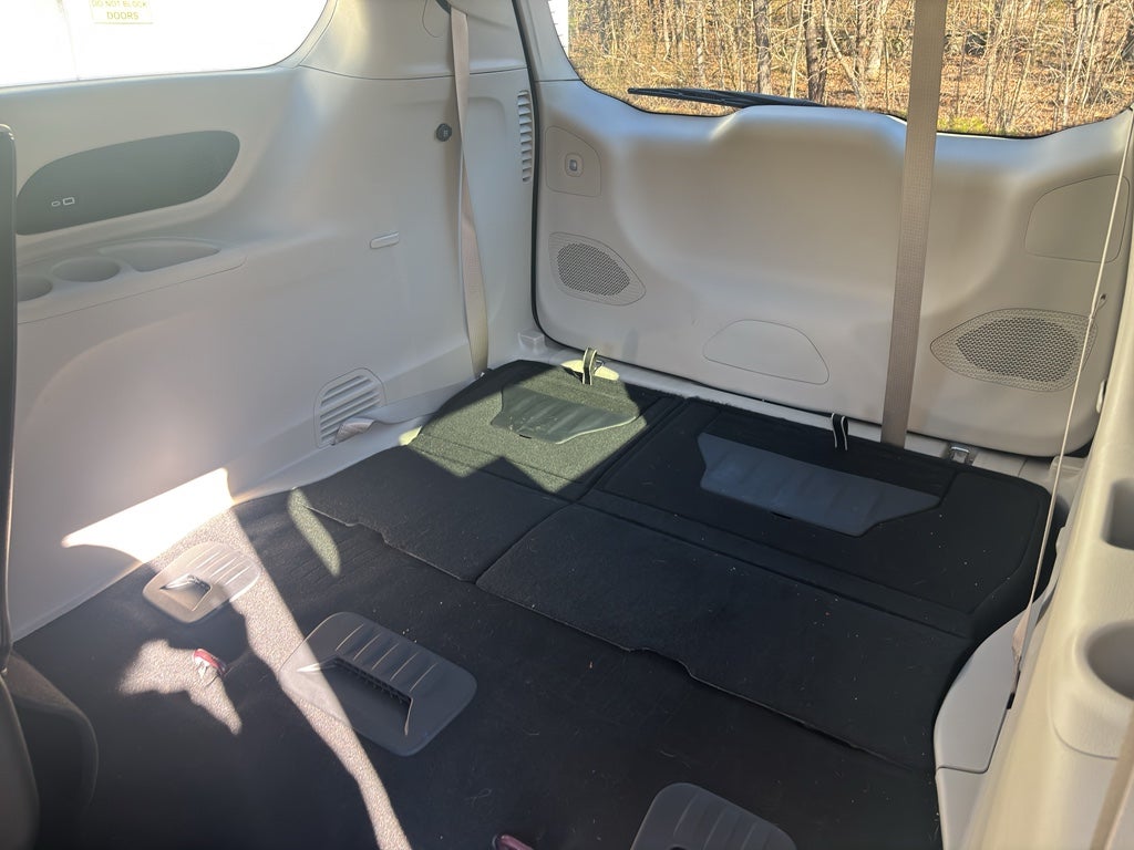 2023 Chrysler Pacifica Hybrid Limited